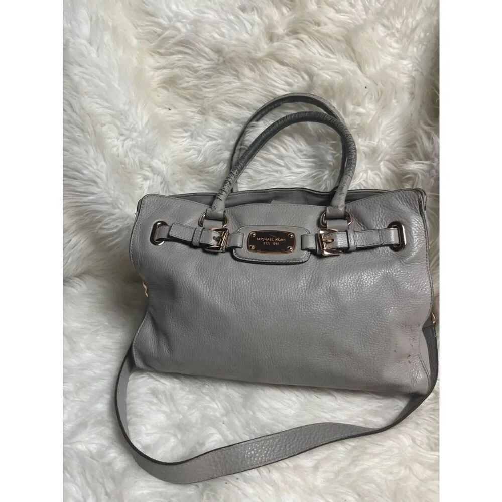 Michael Kors Gray Leather Satchel Bag/Shoulder bag Rose gold hardwares.